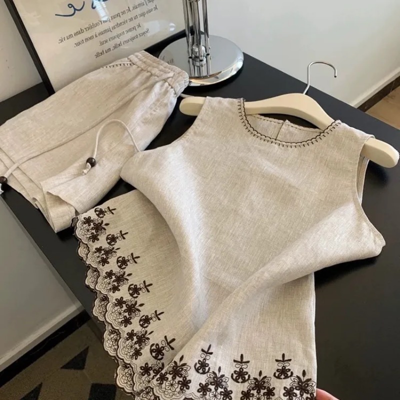 Простой стиль Old Money из хло – обзор и цена Sewing Vest